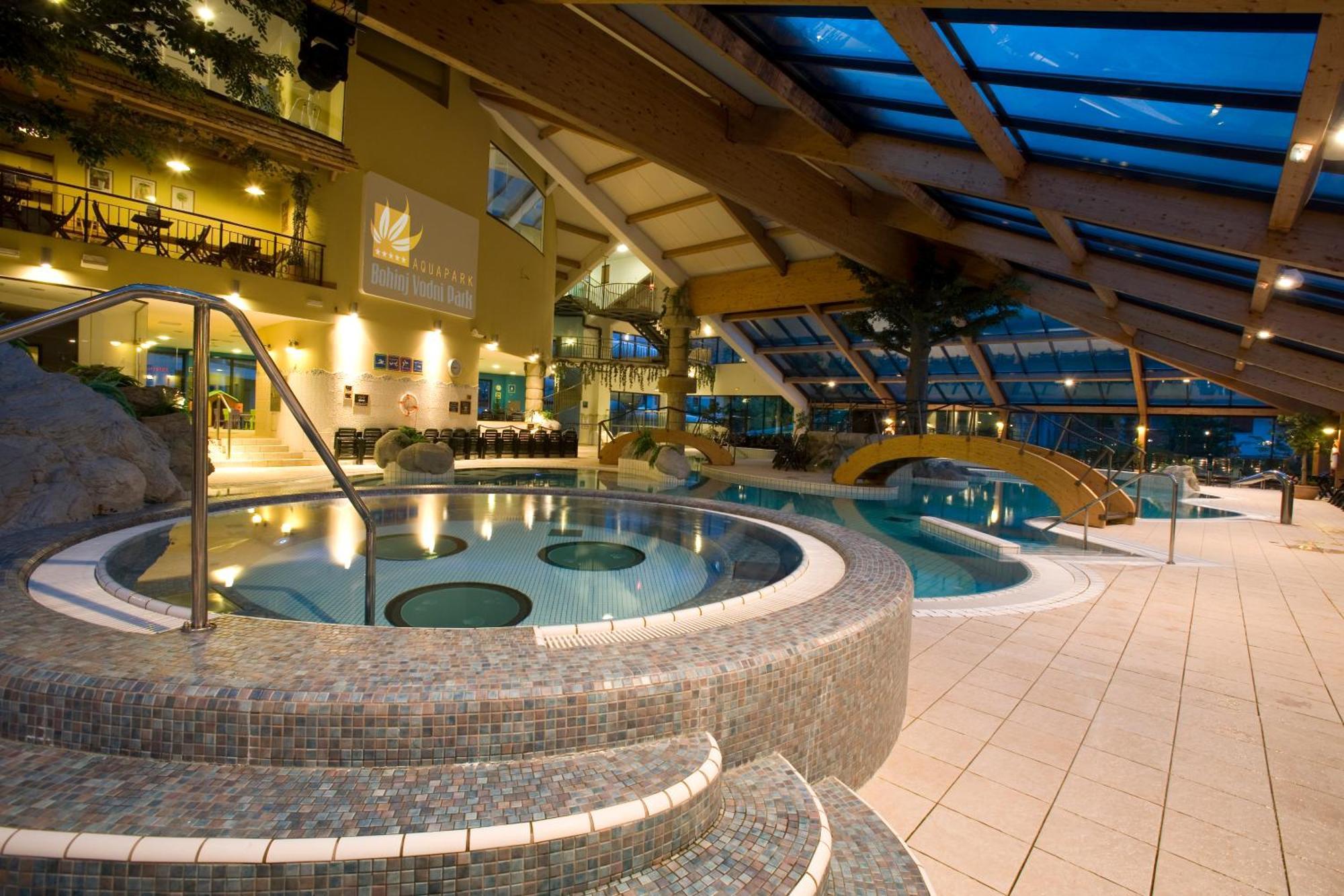 Bohinj Eco Hotel Bohinjska Bistrica Bagian luar foto